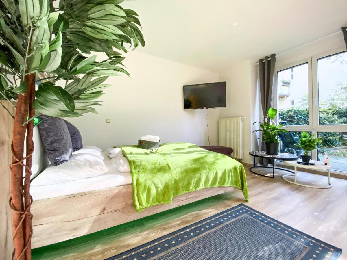 Wohlfuehl-Apartment Mit Kostenfreier Tiefgarage, Wifi & Terrasse Лейпциг Экстерьер фото