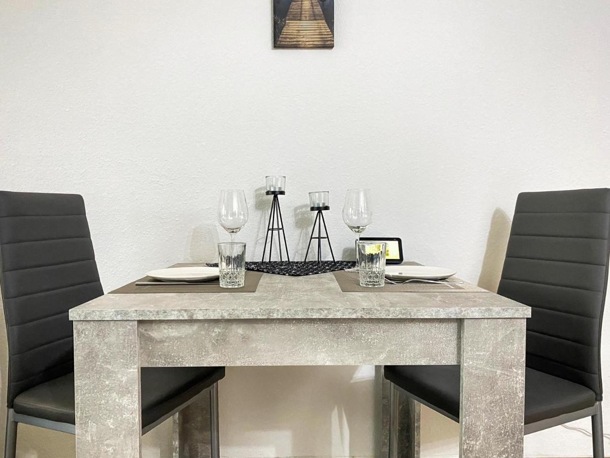 Wohlfuehl-Apartment Mit Kostenfreier Tiefgarage, Wifi & Terrasse Лейпциг Экстерьер фото