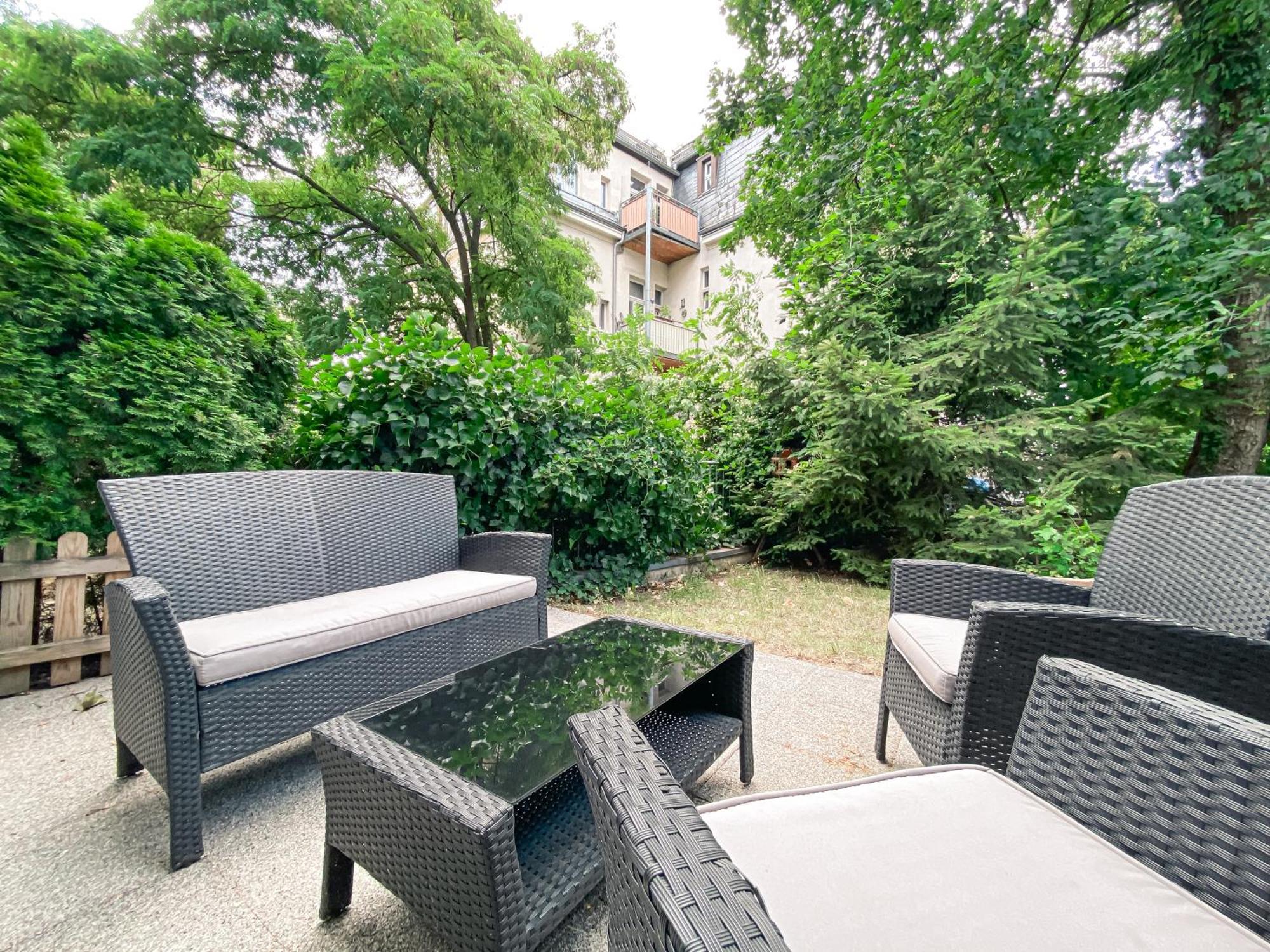 Wohlfuehl-Apartment Mit Kostenfreier Tiefgarage, Wifi & Terrasse Лейпциг Экстерьер фото